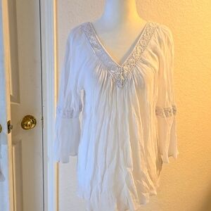 IZ Byer Gauze/Lace Top size S NWOT